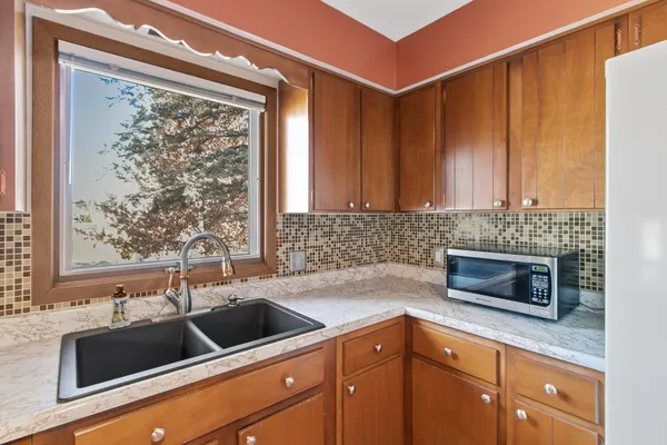 $379,900 | 112 13th Avenue, New Glarus, WI 53574