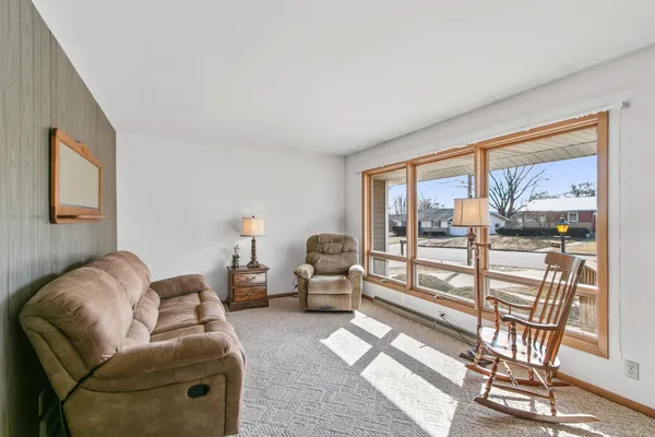 $379,900 | 112 13th Avenue, New Glarus, WI 53574