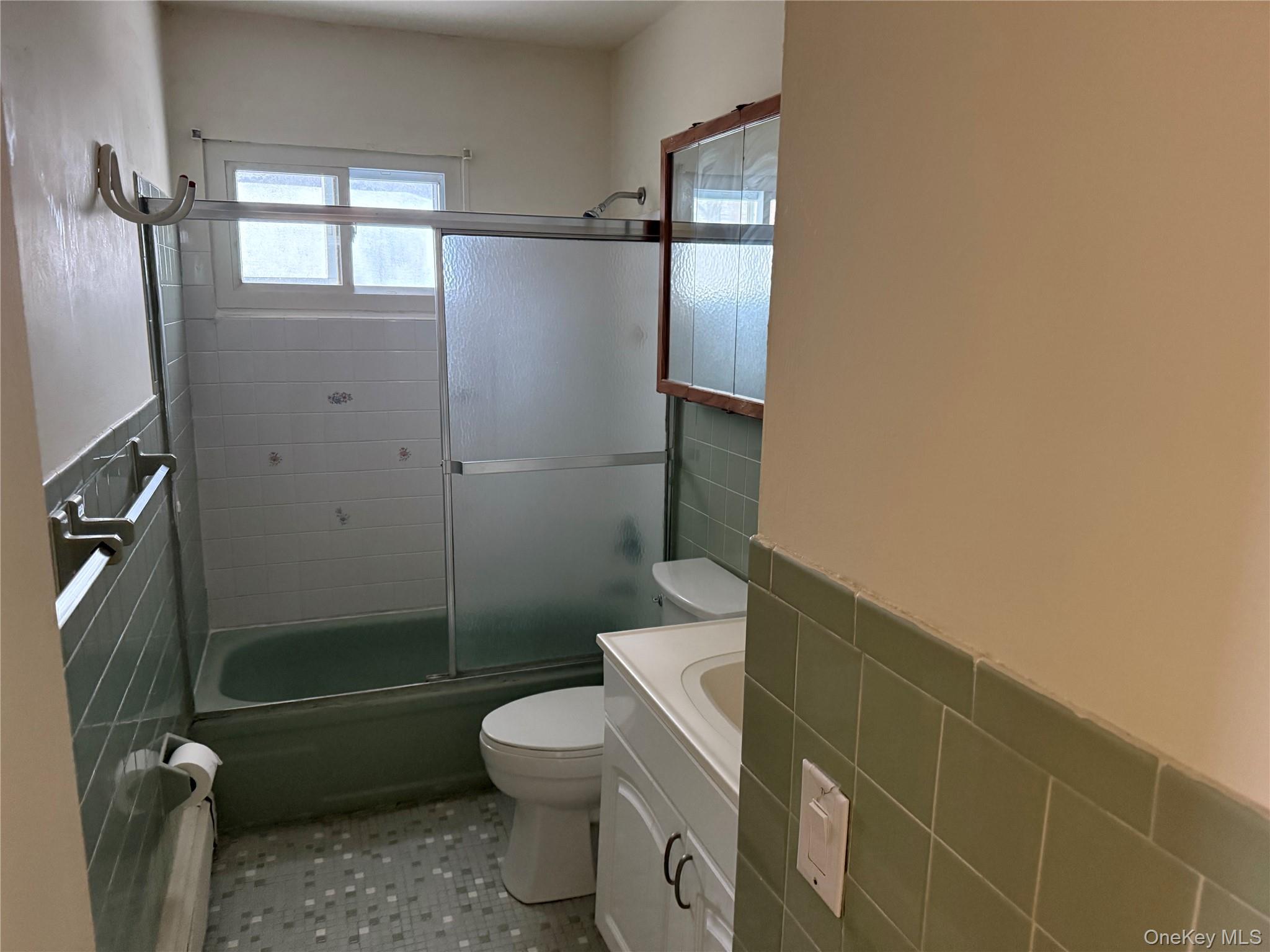 53 King Road Rocky Point, NY 11778 - Photo 7 of 30