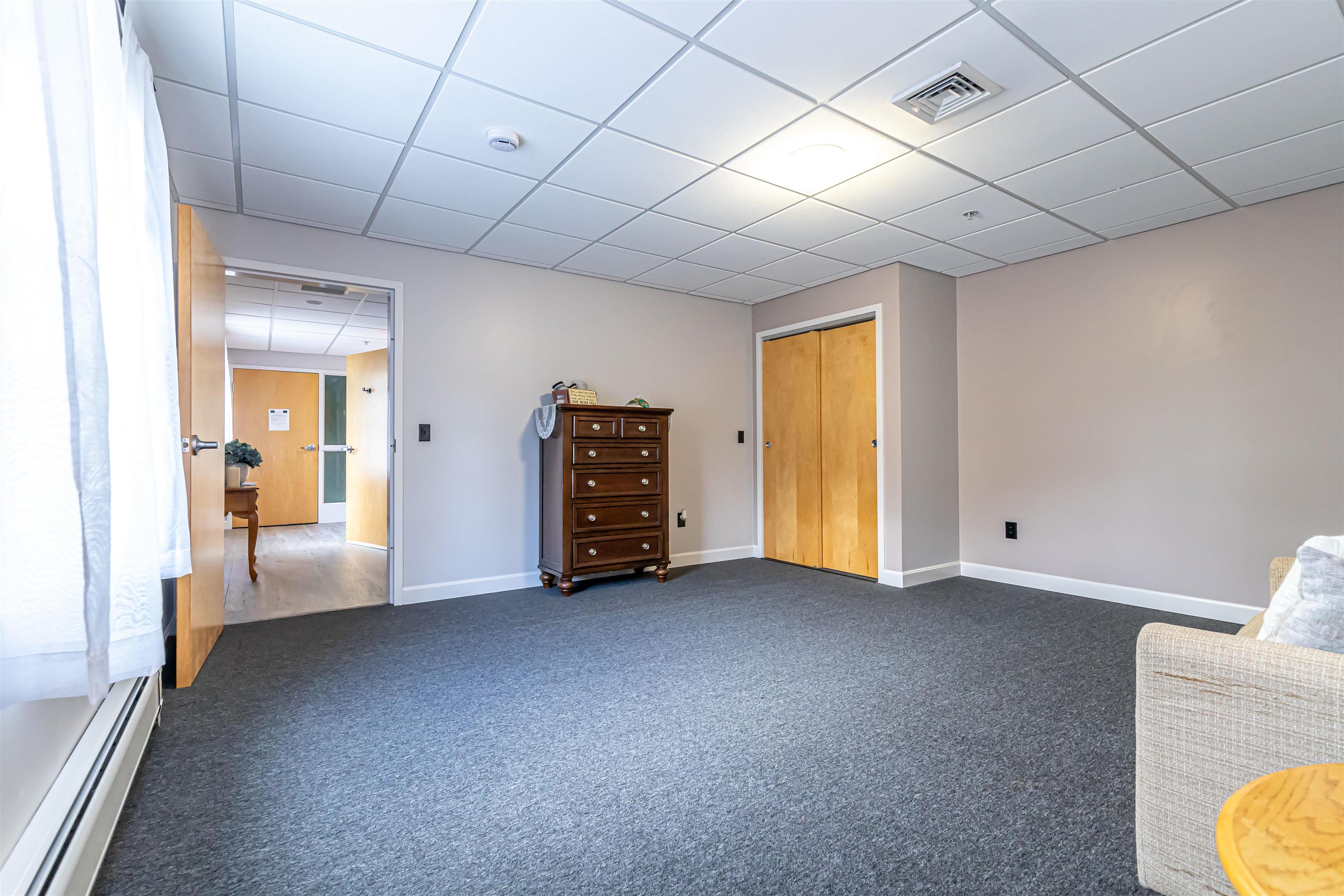 29 Center Street, Unit 5 Goffstown, NH 03045 - Photo 14 of 56