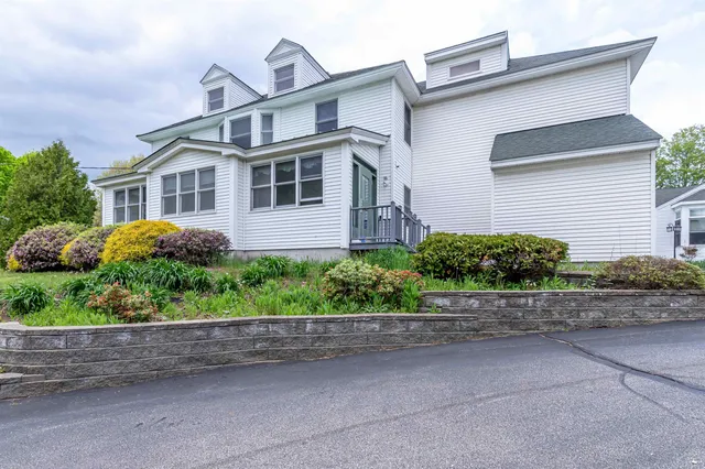 $4,100 | 29 Center Street, Unit 5, Goffstown, NH 03045