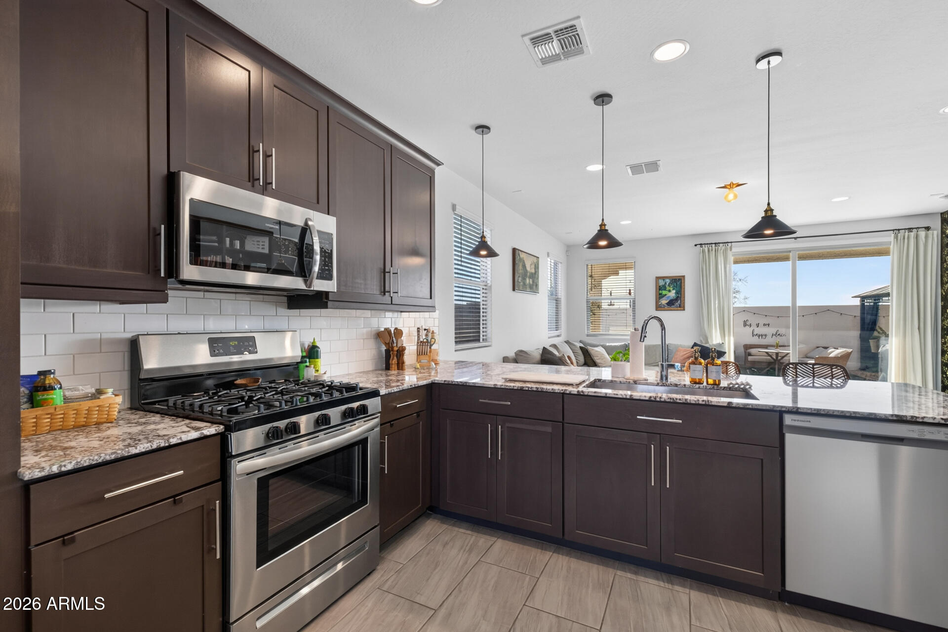 2468 South Reavis Falls Road Apache Junction, AZ 85119 - Photo 9 of 35 10)KITCHEN