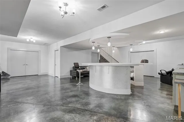 $675,000 | 120 Knights Bridge Lane, Edwardsville, IL 62025