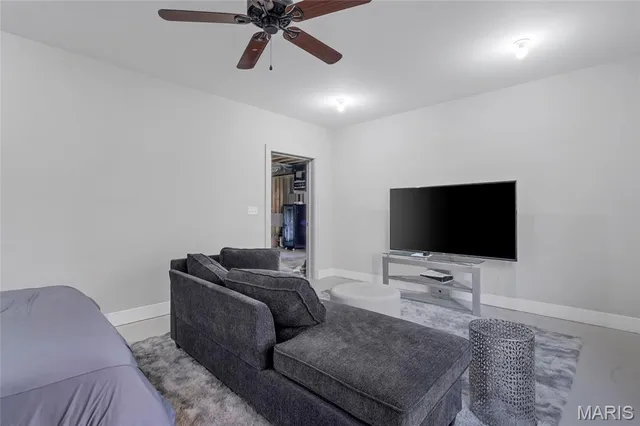 $675,000 | 120 Knights Bridge Lane, Edwardsville, IL 62025