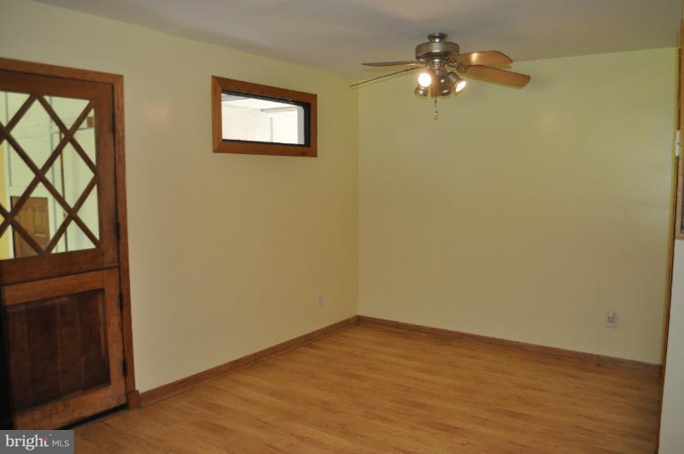1559 Stone Chapel Road New Windsor, MD 21776 - Photo 7 of 12 ODDLES OF ROOM TO EAT IN