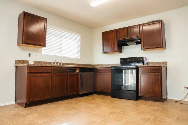 $2,195 | 5760 Mountain Stream Trail, Fort Worth, TX 76244