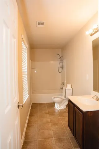 $2,195 | 5760 Mountain Stream Trail, Fort Worth, TX 76244