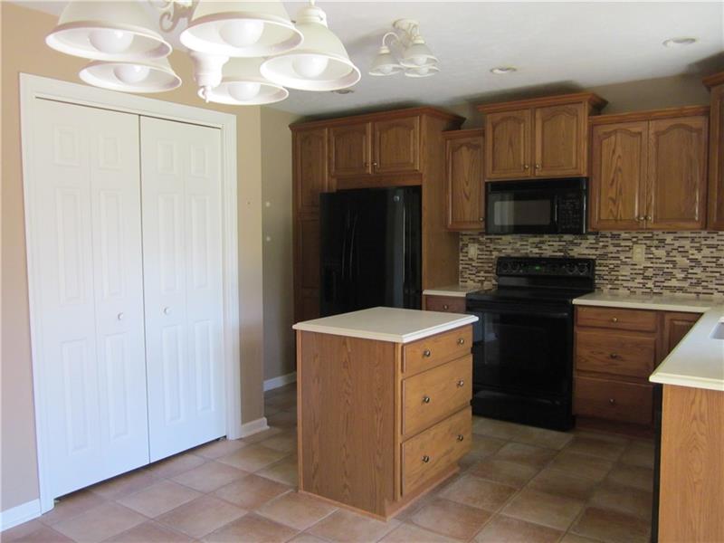 403 Chestnut Lane Apollo, PA 15613 - Photo 4 of 20 Gallery Image 4