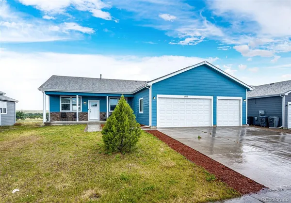 $418,900 | 565 3rd Avenue, Deer Trail, CO 80105