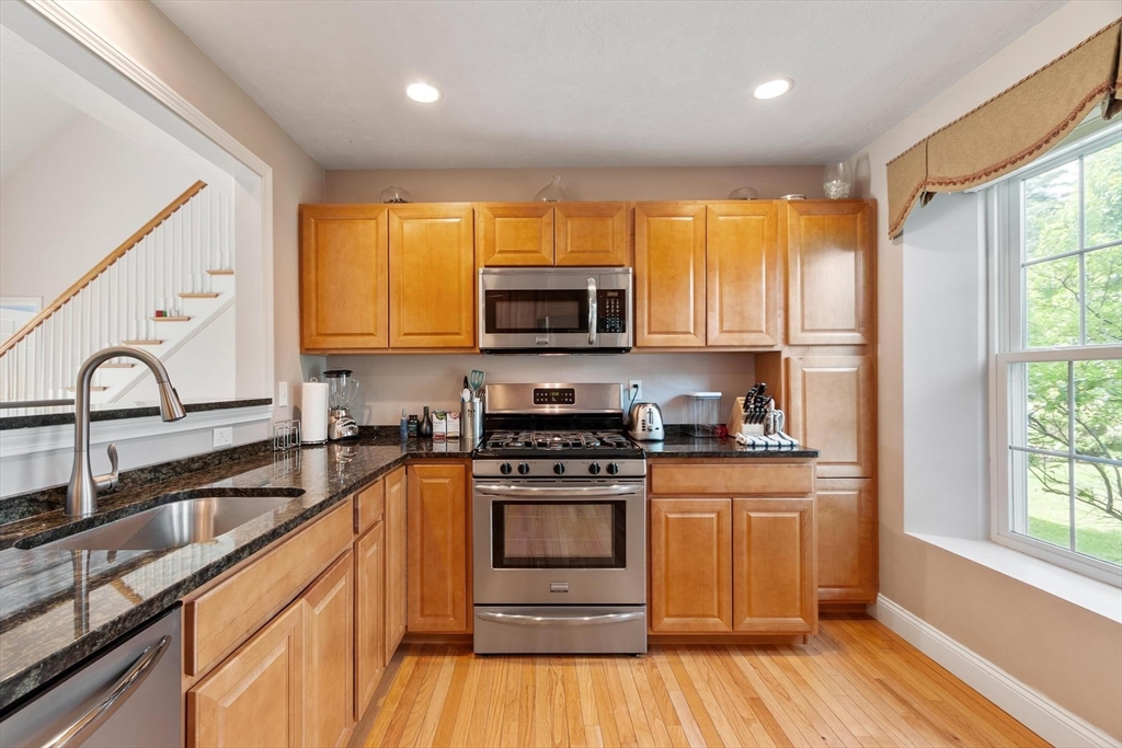 2 Adams Circle Devens, MA 01434 - Photo 7 of 42