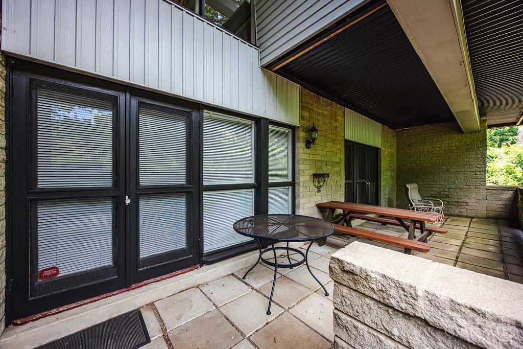 399 West Galbraith Road, Unit 101 Cincinnati, OH 45215 - Photo 24 of 35