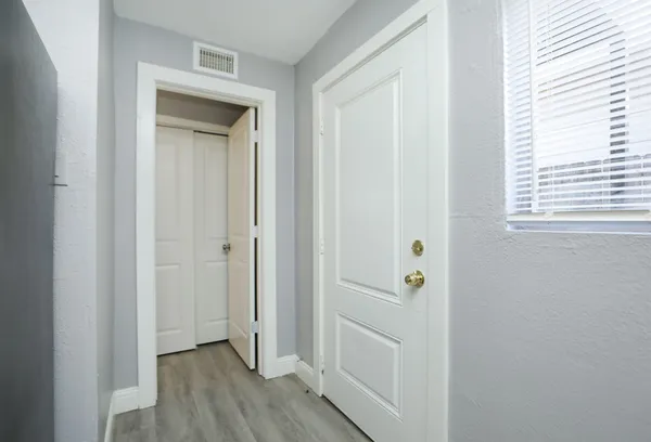 $970 | 8127 Colonial Lane, Unit 2, Houston, TX 77051