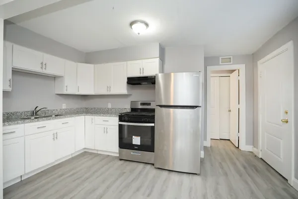 $970 | 8127 Colonial Lane, Unit 2, Houston, TX 77051