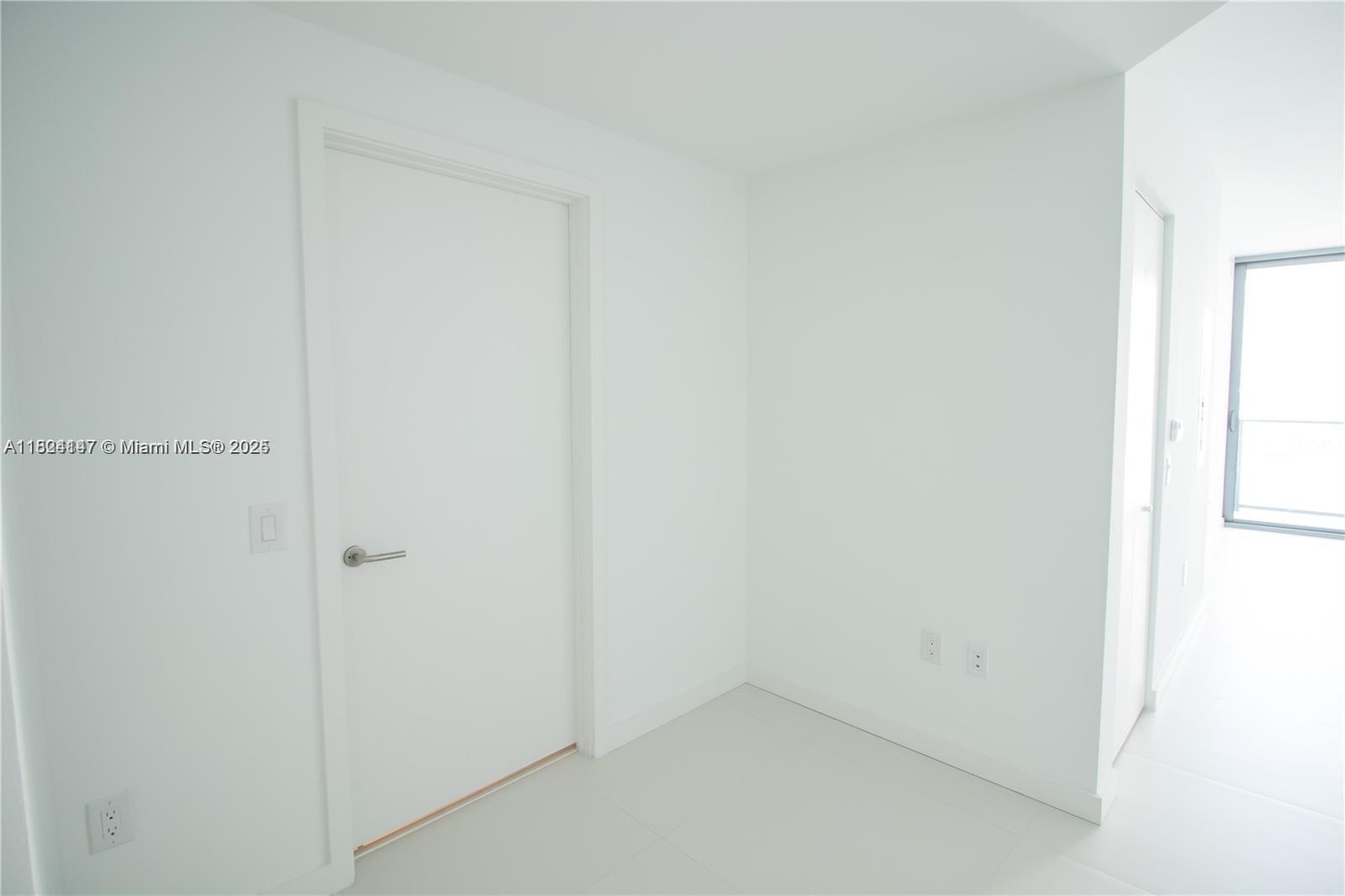 501 Northeast 31st Street, Unit 2005 Miami, FL 33137 - Photo 10 of 30 a view of small space