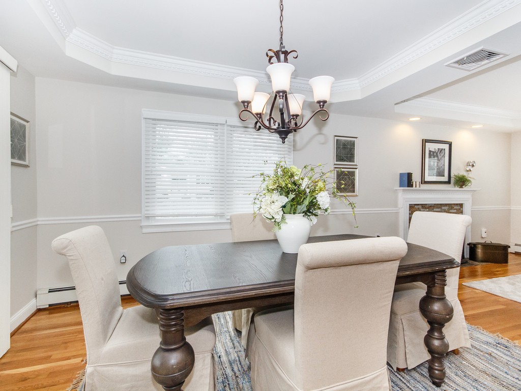 22 Sharpe Road Newton, MA 02459 - Photo 8 of 15 Gallery Image 8