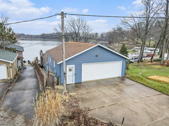 $3,900 | 12380 Bair Lake Street, Jones, MI 49061