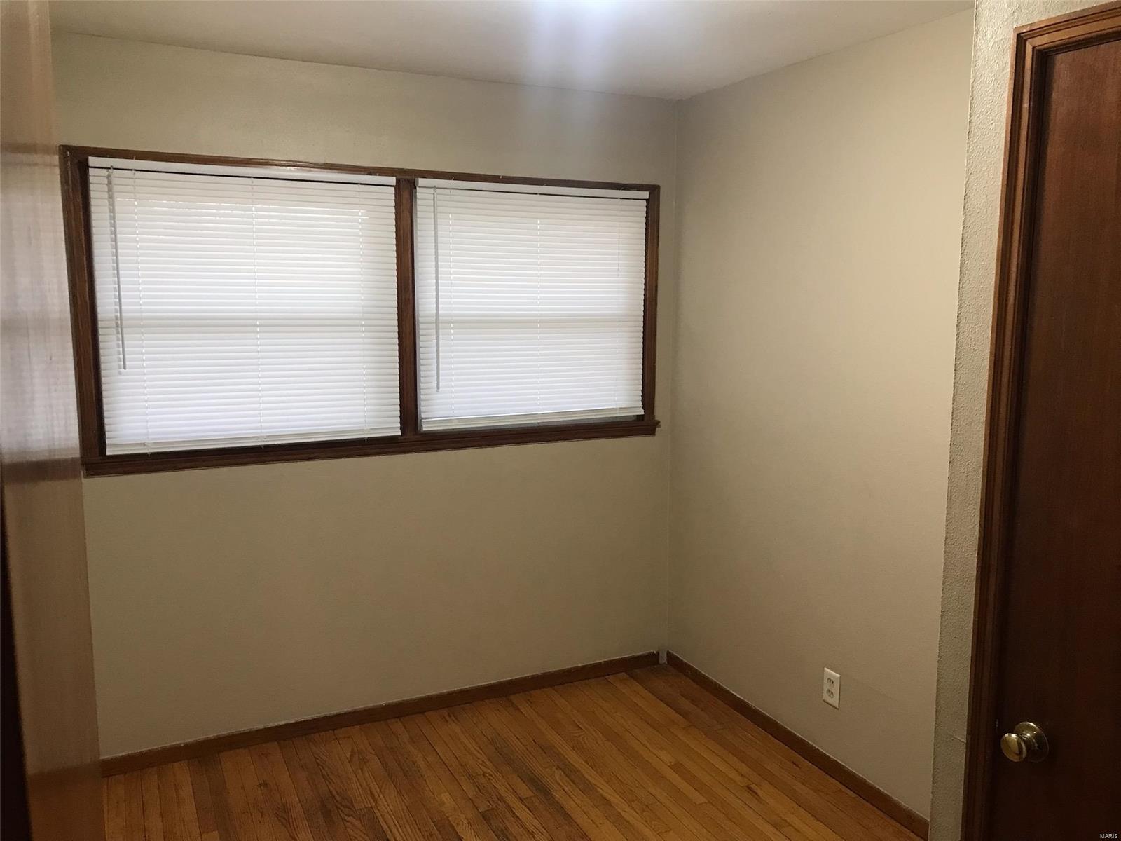 235 Presley Road St. Louis, MO 63137 - Photo 16 of 19