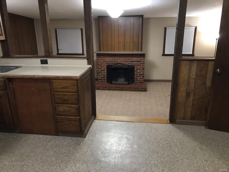 235 Presley Road St. Louis, MO 63137 - Photo 7 of 19
