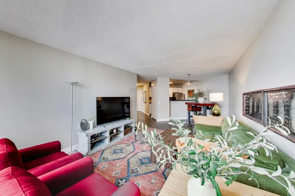 $239,000 | 5320 North Sheridan Road, Unit 2507, Chicago, IL 60640