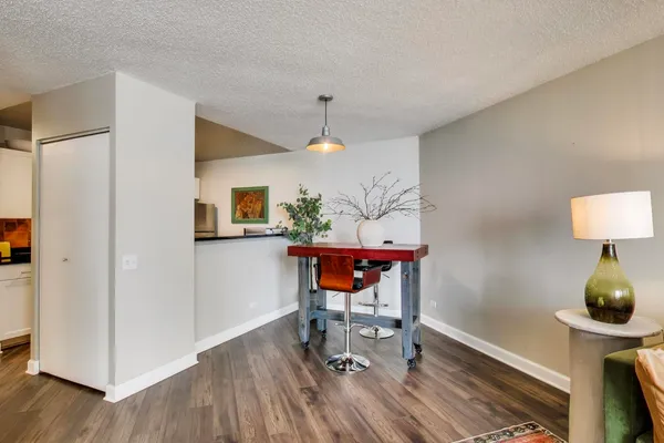 $239,000 | 5320 North Sheridan Road, Unit 2507, Chicago, IL 60640