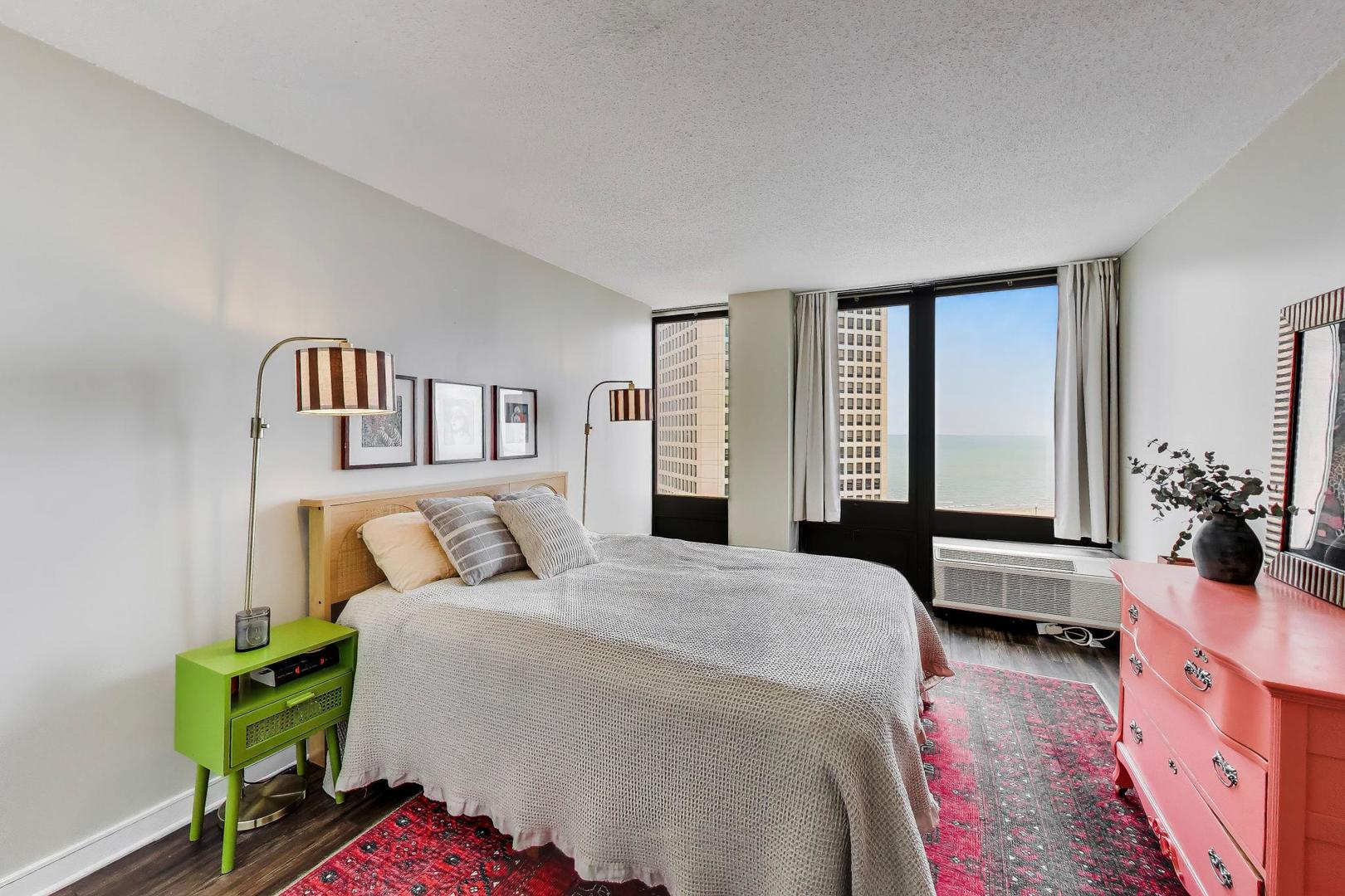 5320 North Sheridan Road, Unit 2507 Chicago, IL 60640 - Photo 17 of 41