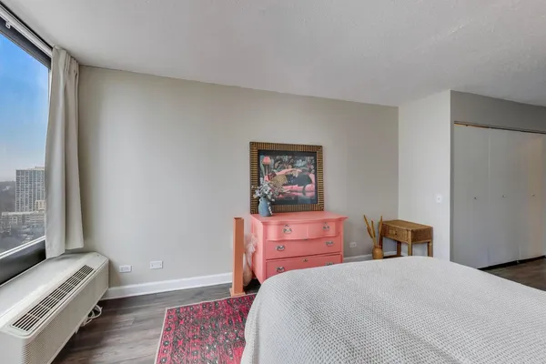 $239,000 | 5320 North Sheridan Road, Unit 2507, Chicago, IL 60640