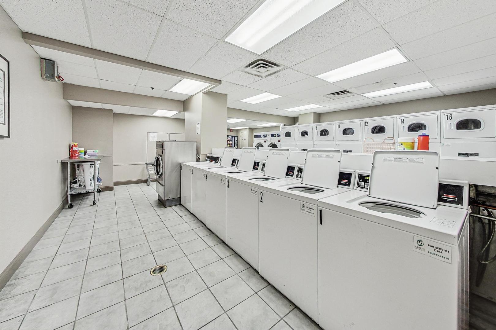 5320 North Sheridan Road, Unit 2507 Chicago, IL 60640 - Photo 36 of 41