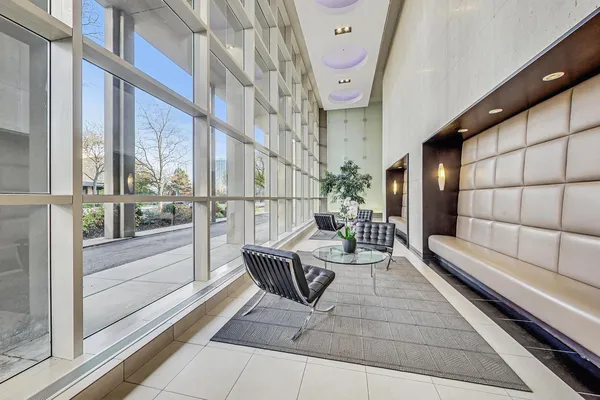 $239,000 | 5320 North Sheridan Road, Unit 2507, Chicago, IL 60640