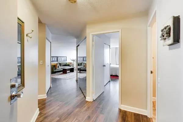 $239,000 | 5320 North Sheridan Road, Unit 2507, Chicago, IL 60640