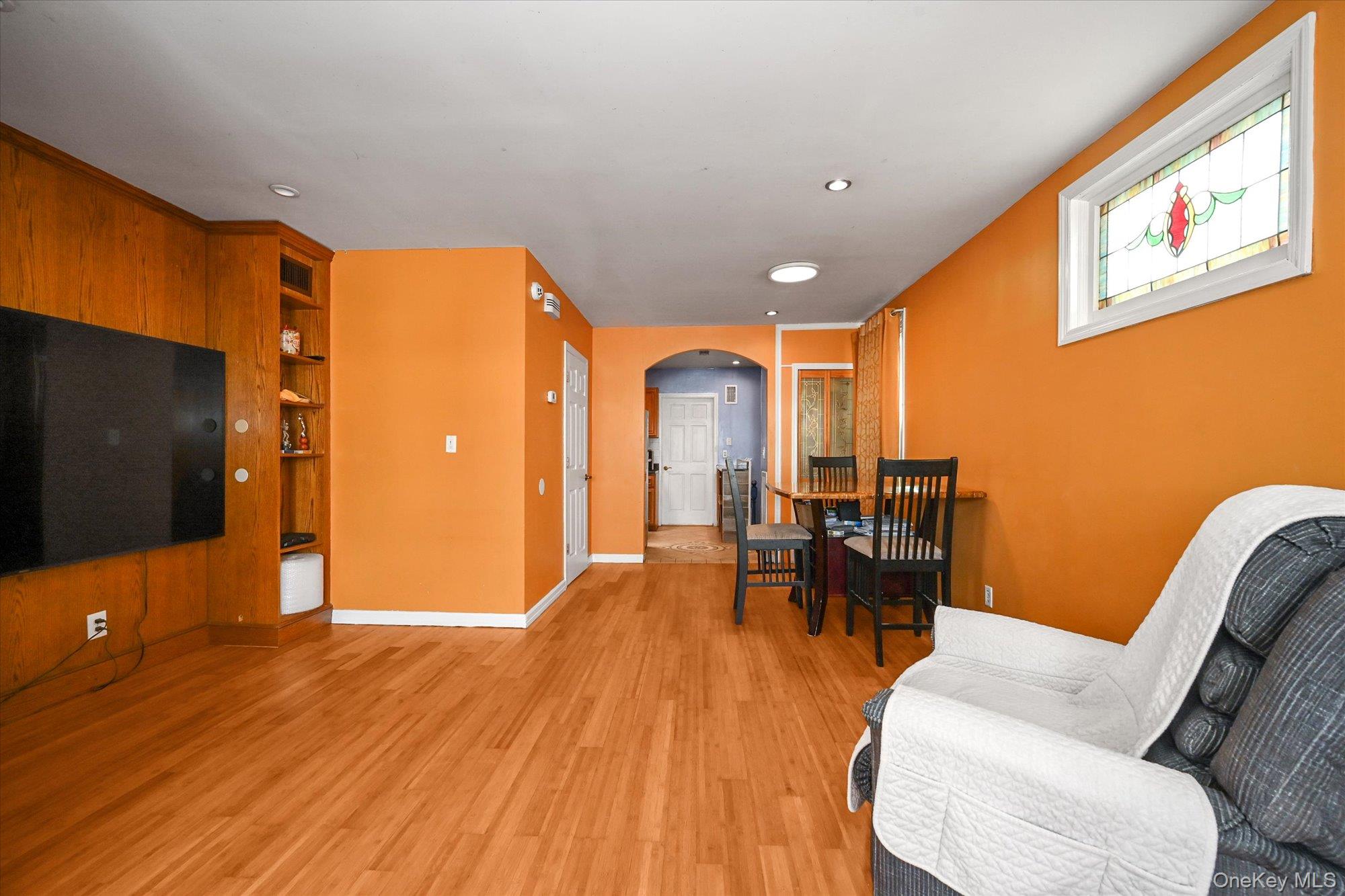 64-48 58th Road Queens, NY 11378 - Photo 3 of 19