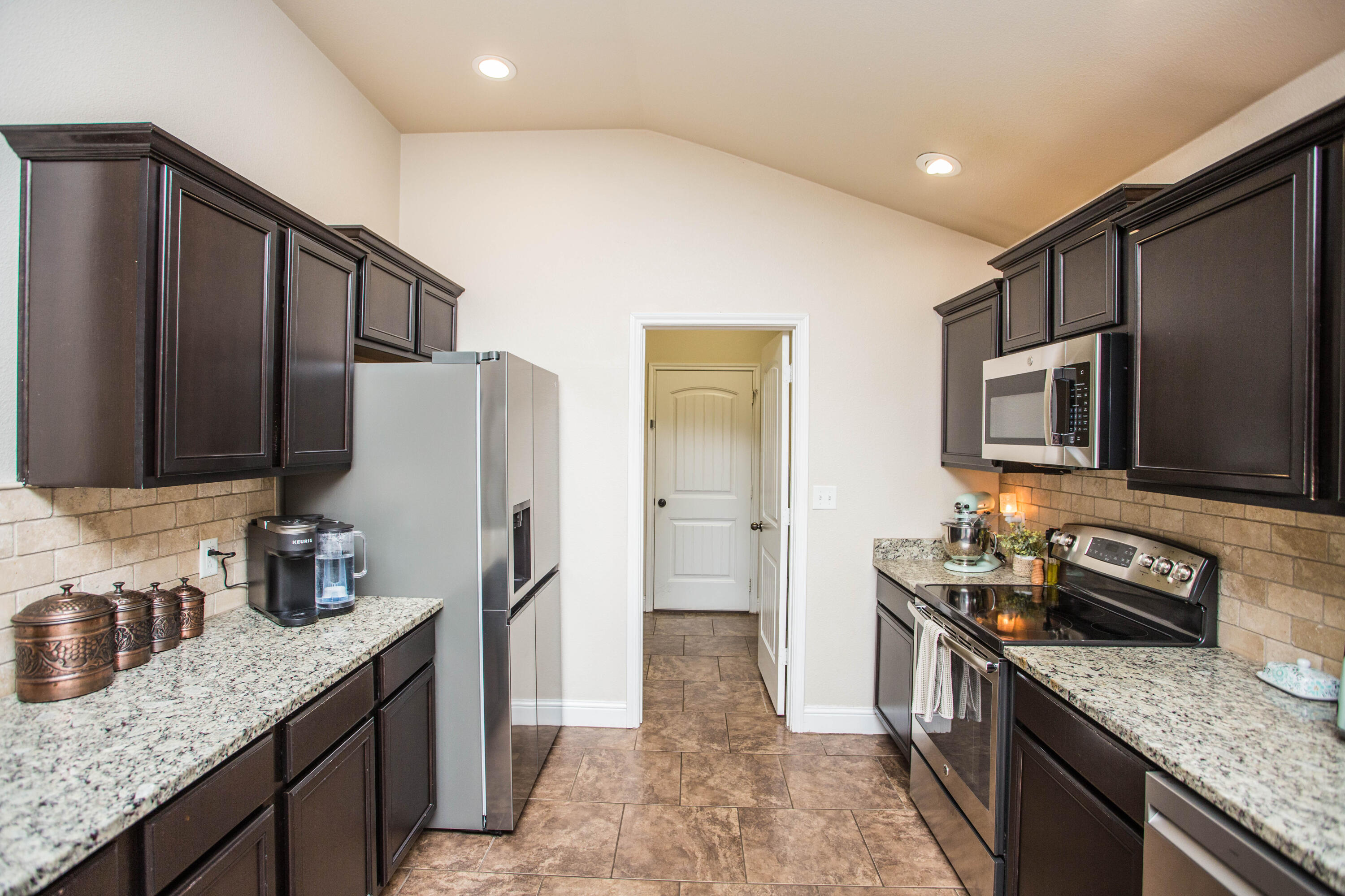 6929 37th Street Lubbock, TX 79407 - Photo 22 of 45 5V2A7283
