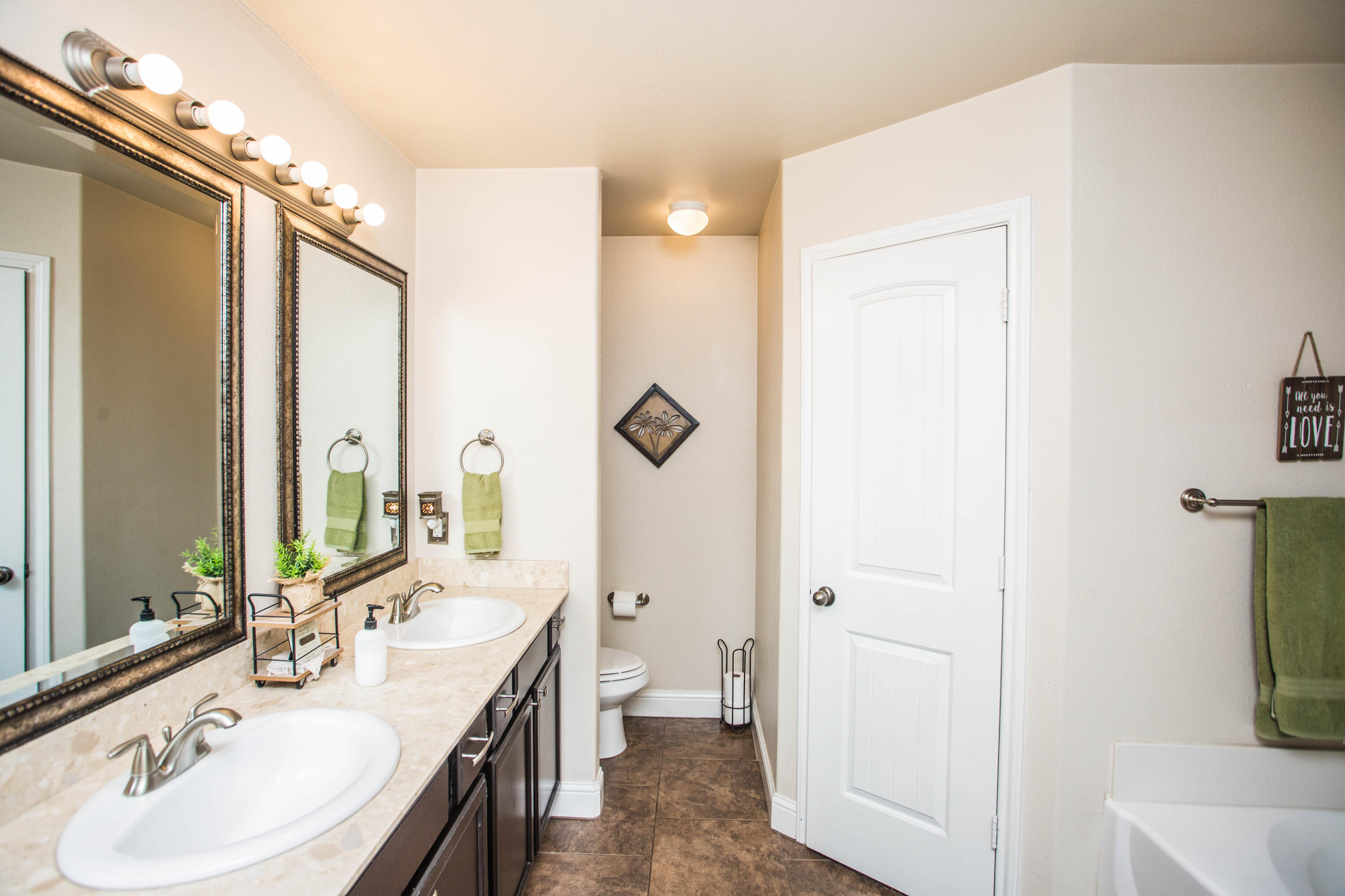6929 37th Street Lubbock, TX 79407 - Photo 33 of 45 5V2A7299