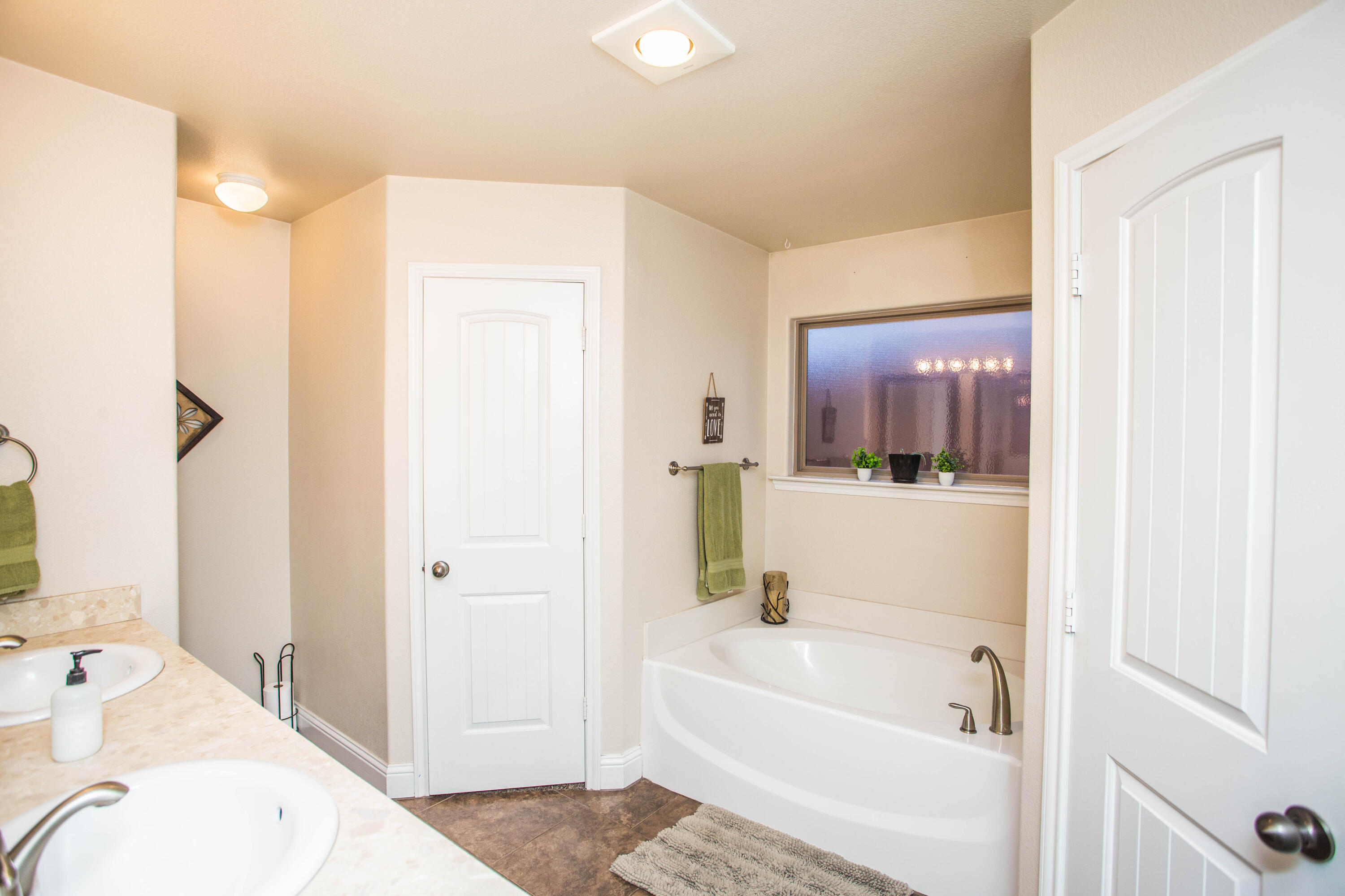 6929 37th Street Lubbock, TX 79407 - Photo 34 of 45 5V2A7298