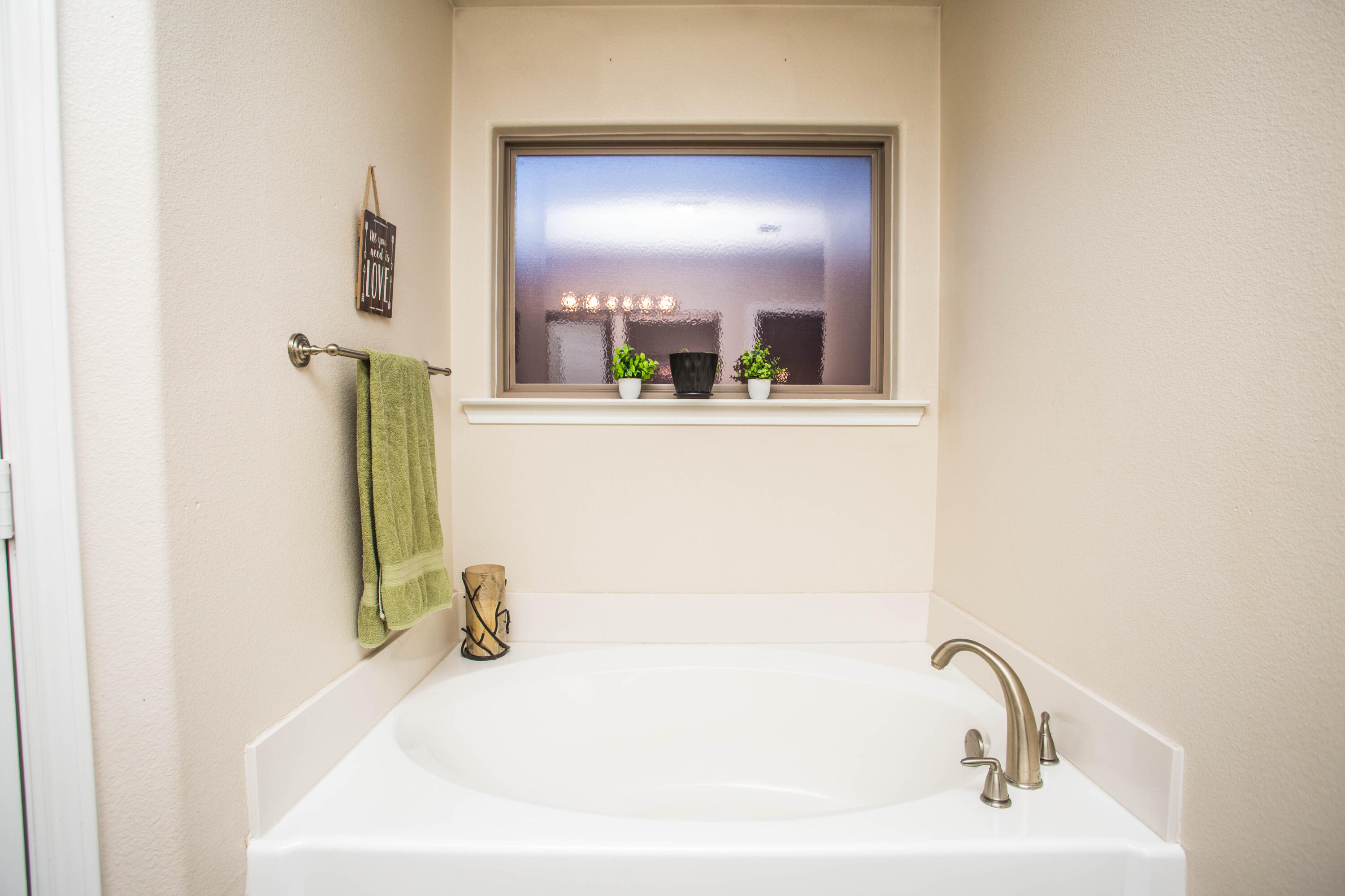 6929 37th Street Lubbock, TX 79407 - Photo 36 of 45 5V2A7300
