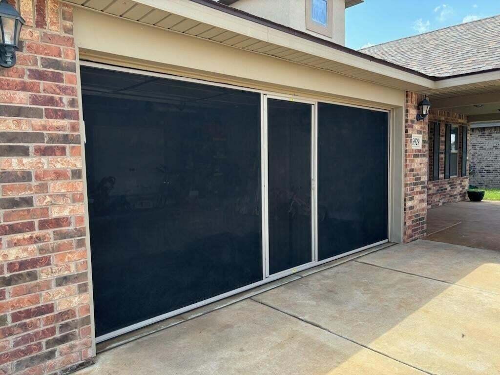6929 37th Street Lubbock, TX 79407 - Photo 8 of 45 6929 37th Garage Screens