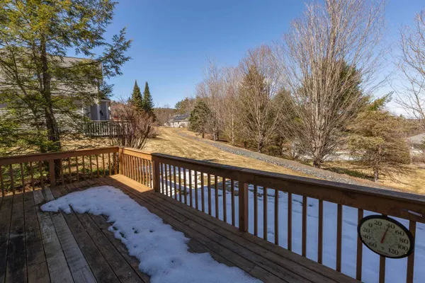 $589,000 | 14 Sterling Springs Drive, Hartford, VT 05001