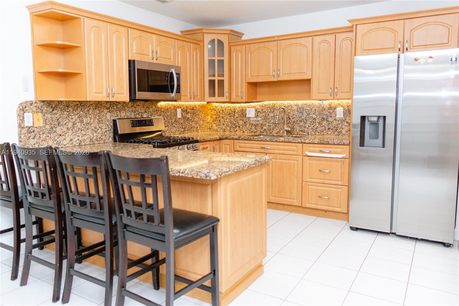 16944 Southwest 144th Court Miami, FL 33177 - Photo 26 of 33