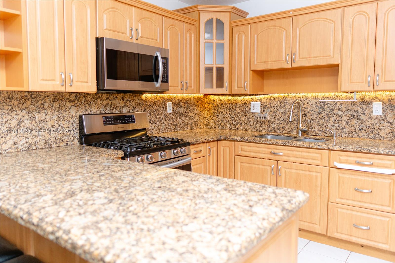 16944 Southwest 144th Court Miami, FL 33177 - Photo 27 of 33