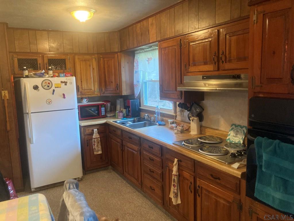 149 Pine Springs Road Boswell, PA 15531 - Photo 2 of 15