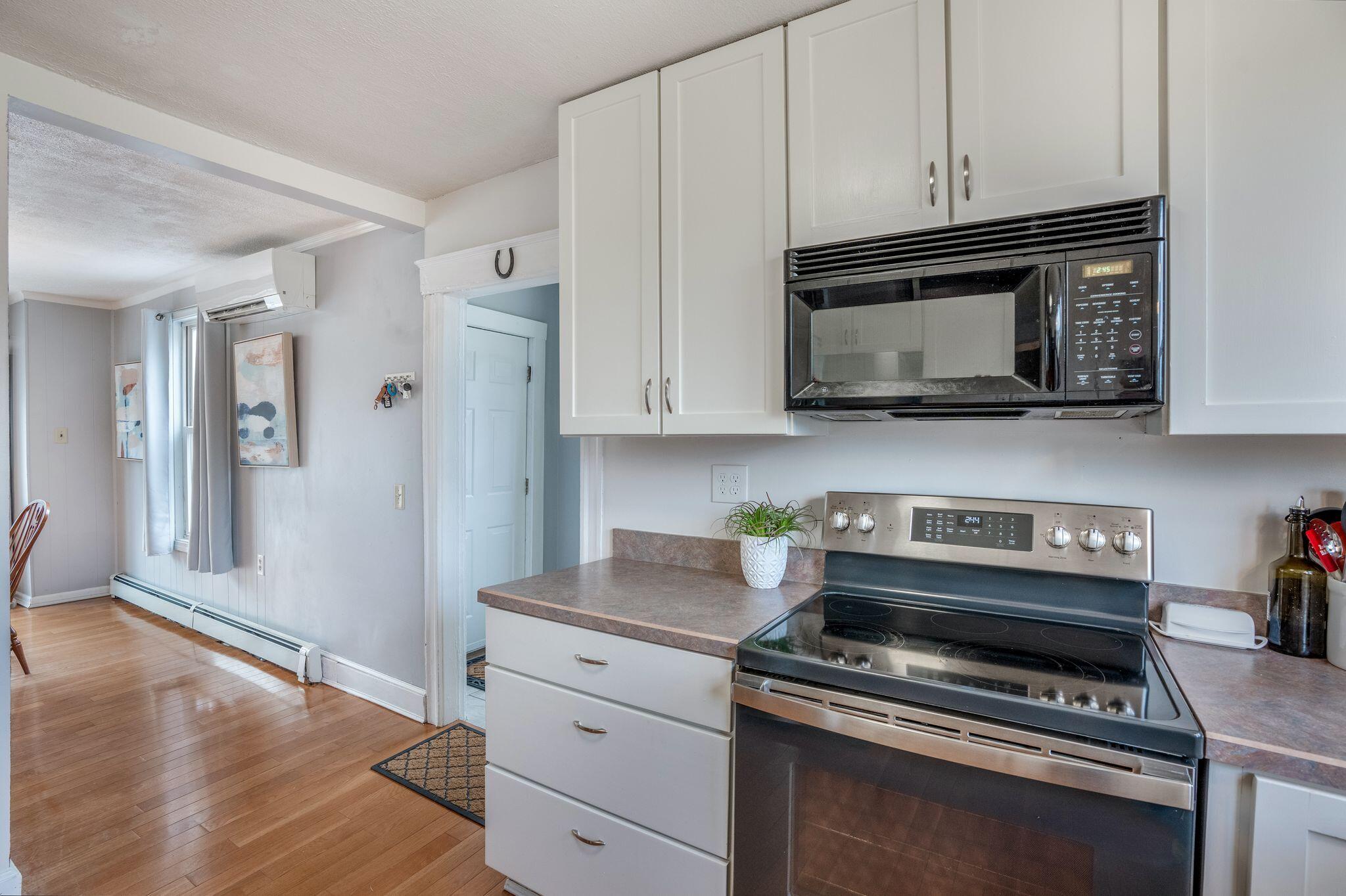 336 Ocean Avenue Portland, ME 04103 - Photo 22 of 37 DSC03406
