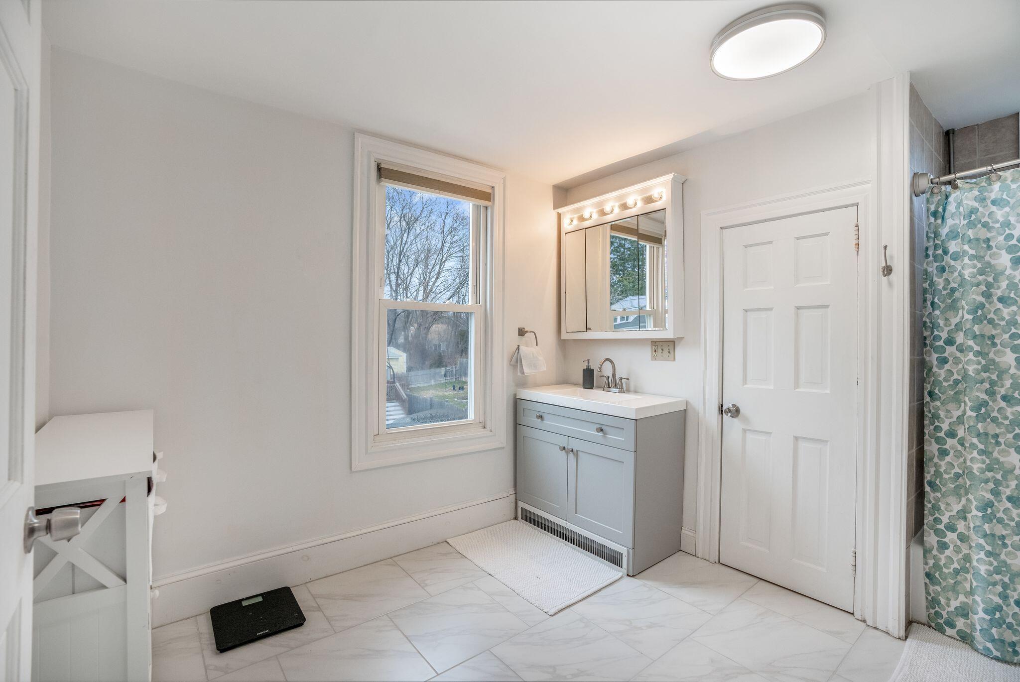 336 Ocean Avenue Portland, ME 04103 - Photo 31 of 37 DSC03446