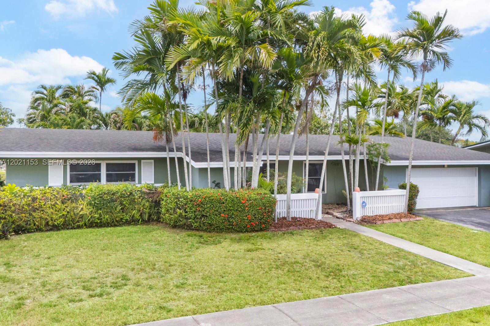 8791 Southwest 85th Street Miami, FL 33173 - Photo 3 of 33