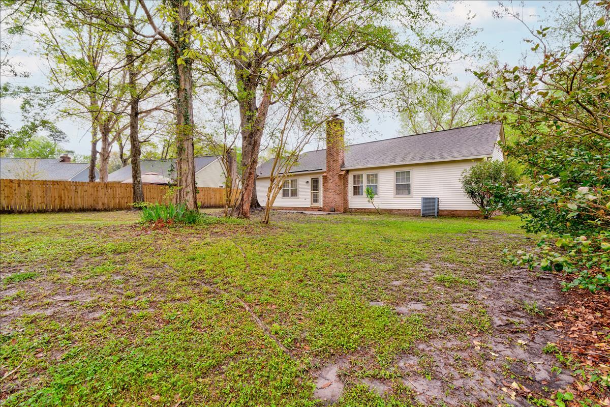 303 Hamlet Road Summerville, SC 29485 - Photo 15 of 16 303 Hamlet Rd Summerville (20 of 20)