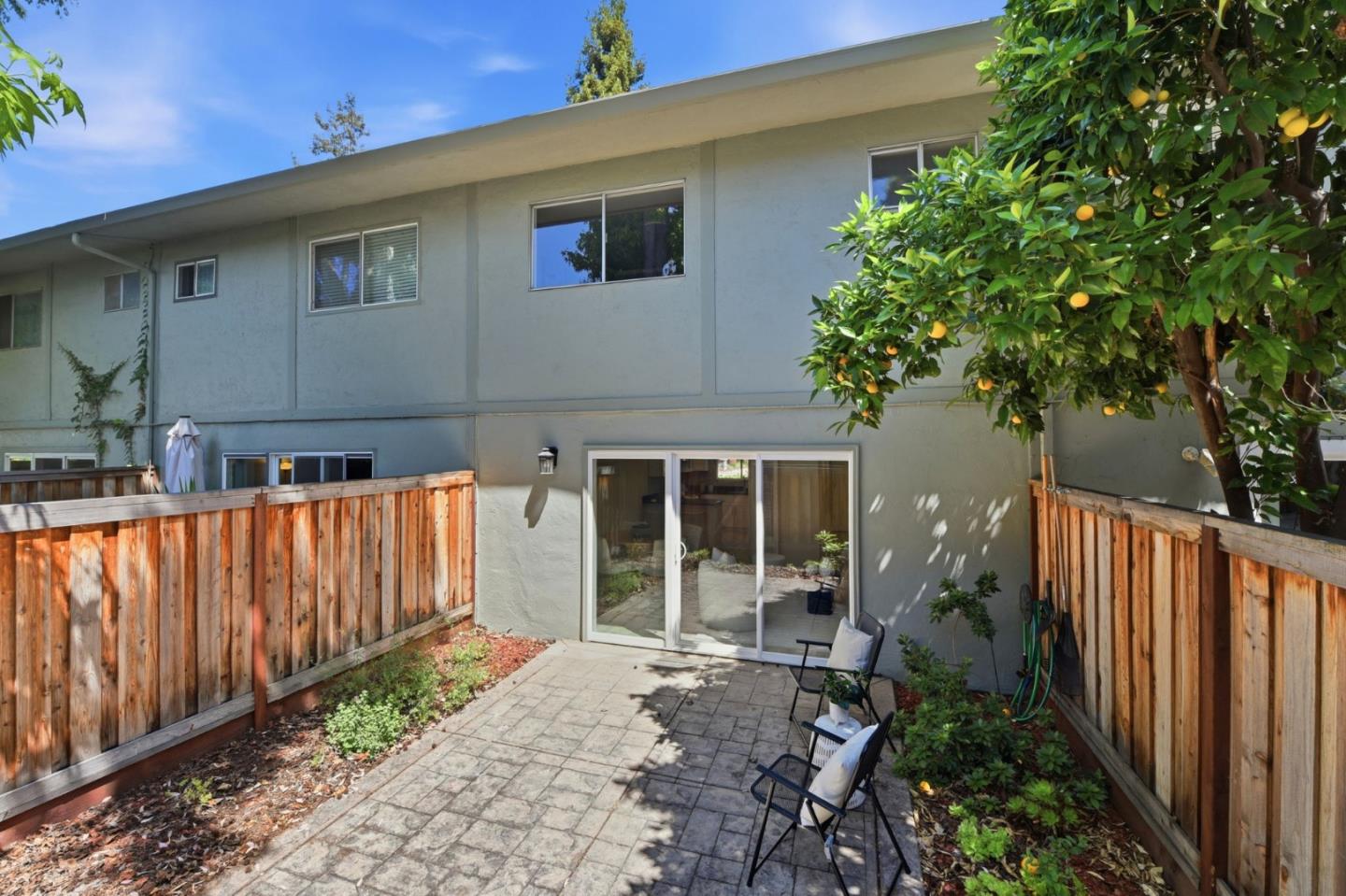 2047 Montecito Avenue, Unit 2 Mountain View, CA 94043 - Photo 25 of 36
