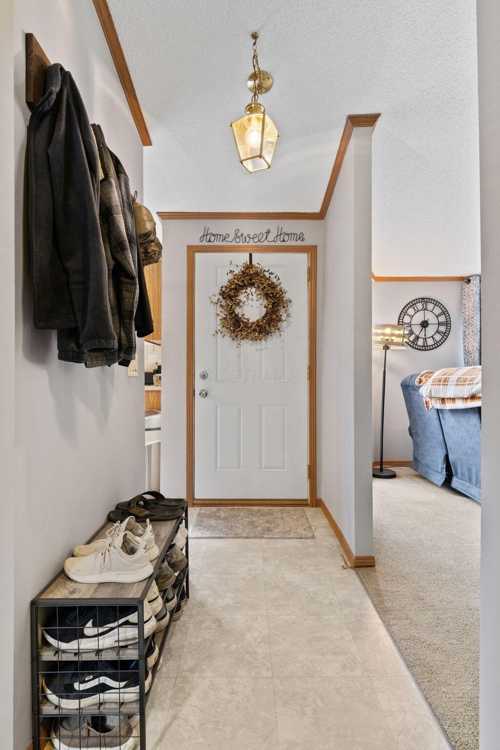 14948 Jack Run Road Rockbridge, OH 43149 - Photo 7 of 43 Entryway