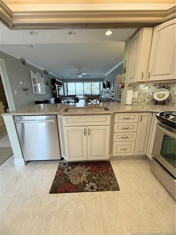 1950 Southwest Palm City Road, Unit 1305 Stuart, FL 34994 - Photo 11 of 53 Gallery Image 11