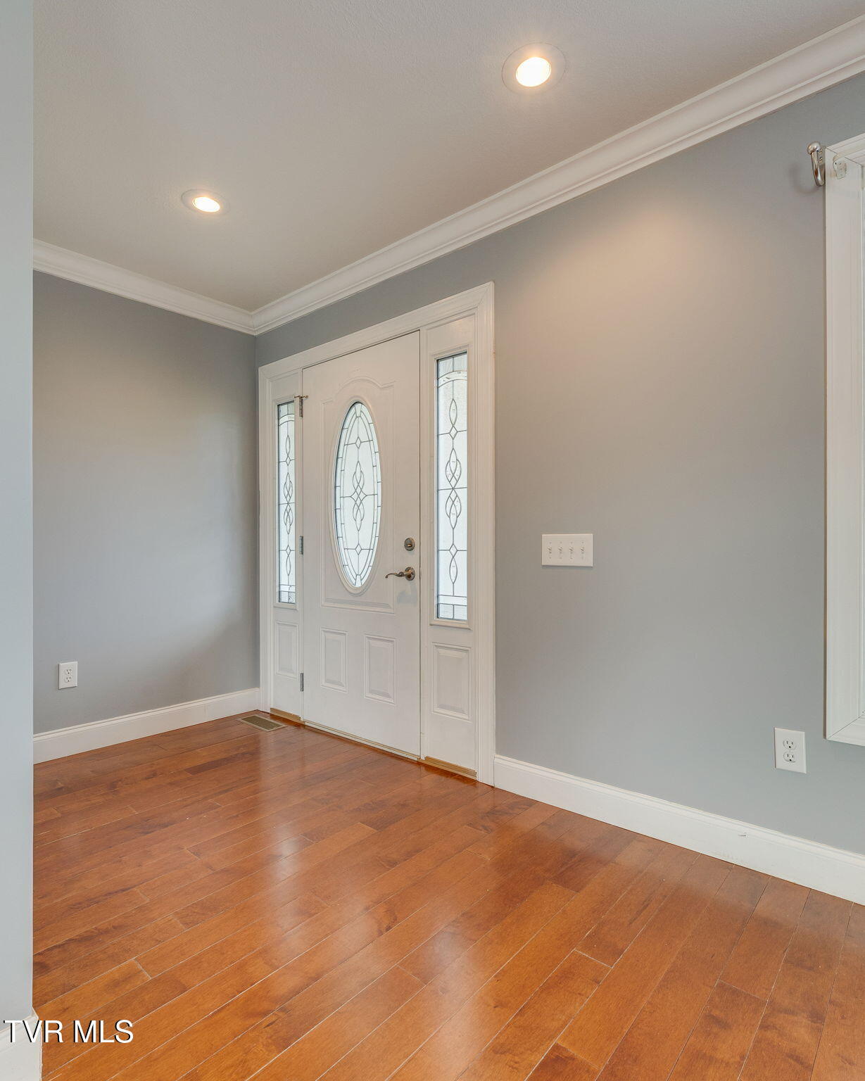 514 Spring Street Jonesborough, TN 37659 - Photo 5 of 30 005