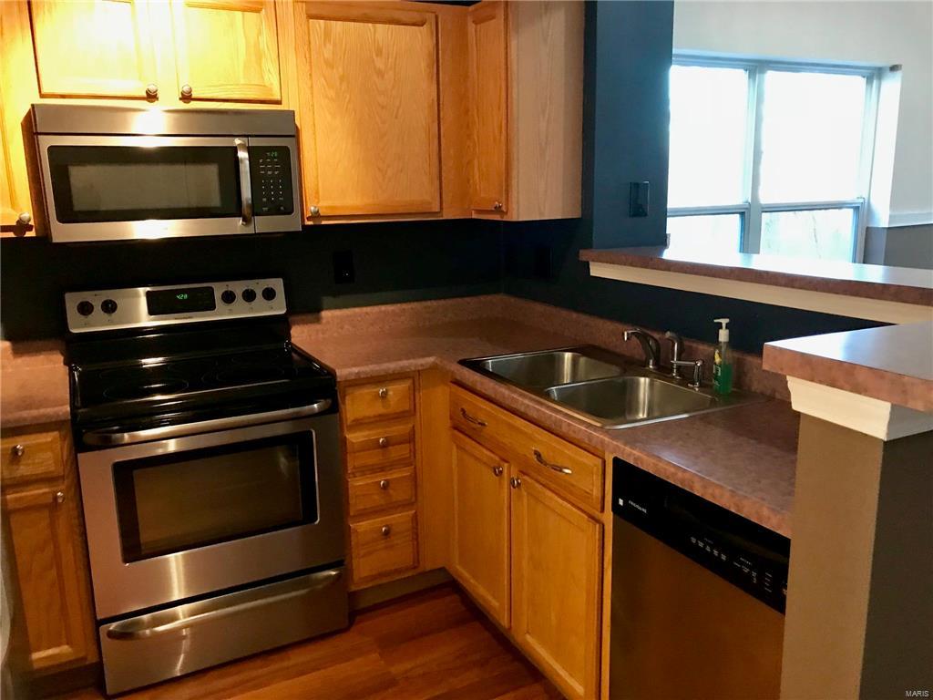 619 Timber Creek Trail O'Fallon, MO 63368 - Photo 9 of 43