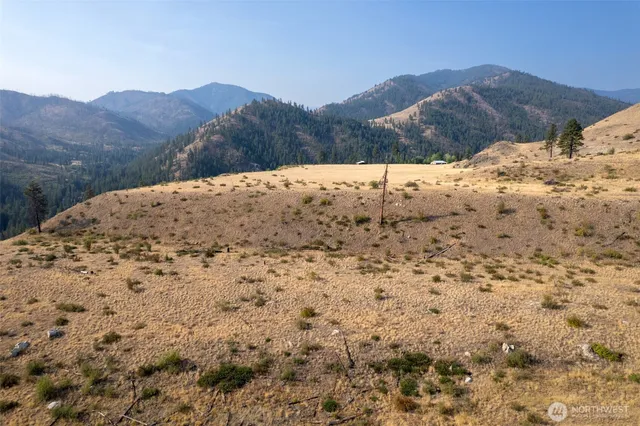 a view of a snow on the top of a mountain