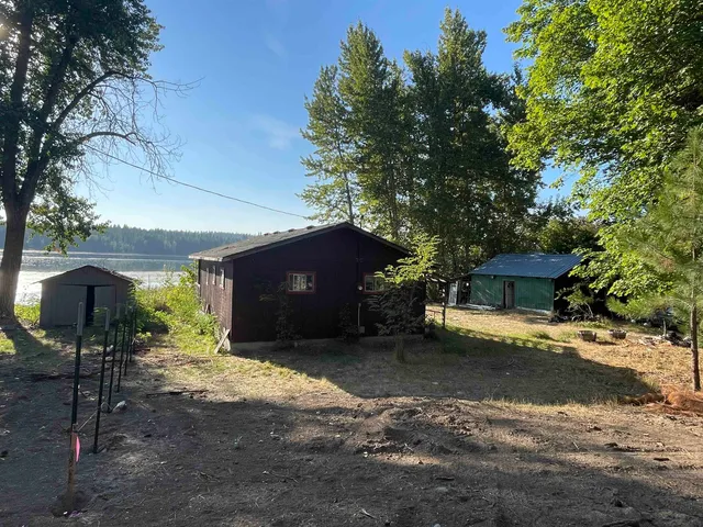 $202,500 | 40211 North Grays Lane, Elk, WA 99009